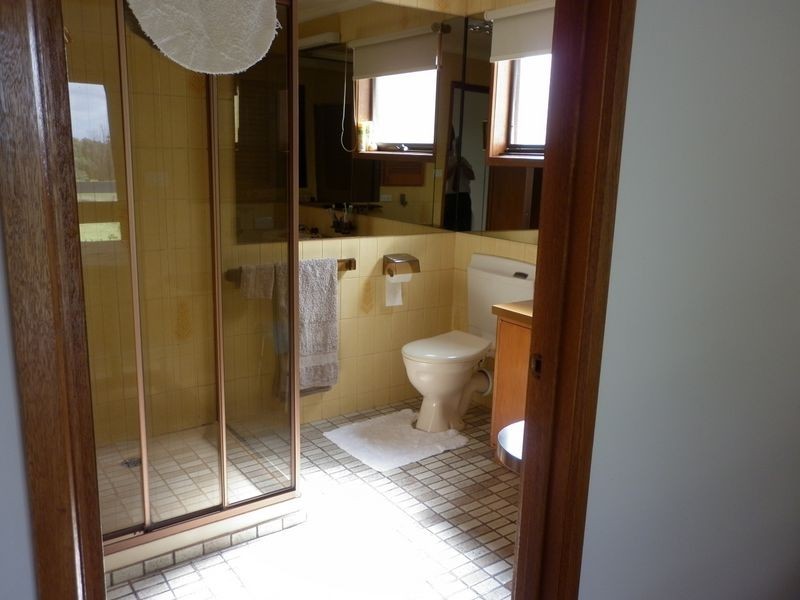 25 Dooley Street Wy Yung, Bairnsdale VIC 3875