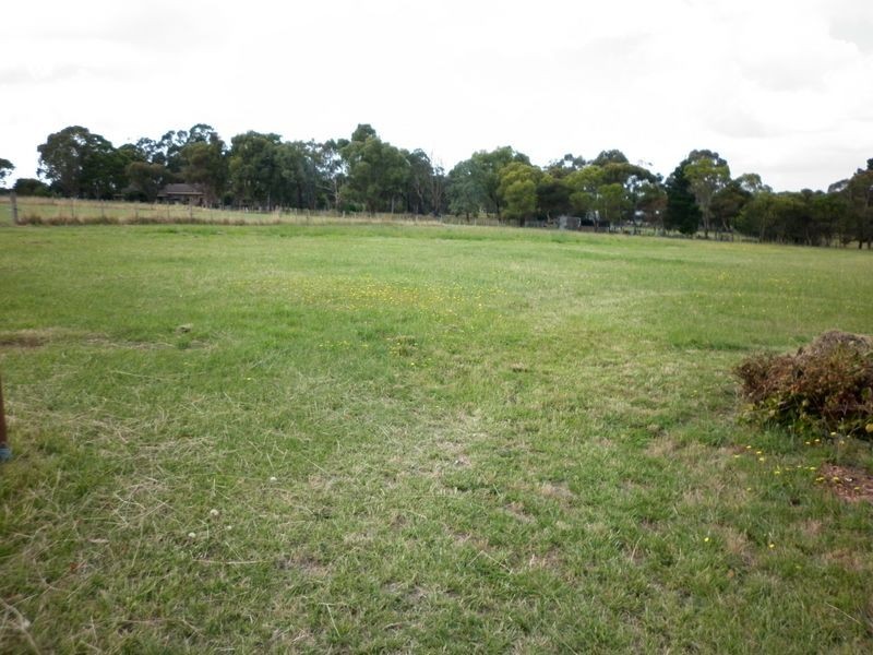 25 Dooley Street Wy Yung, Bairnsdale VIC 3875