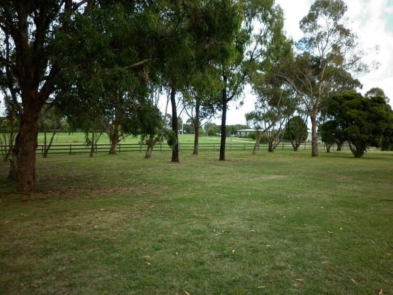 25 Dooley Street Wy Yung, Bairnsdale VIC 3875