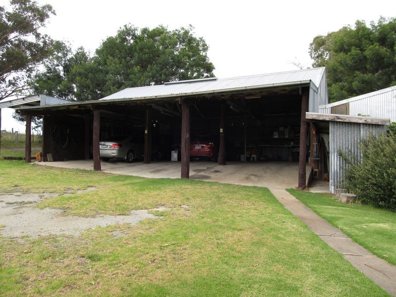 360 Mount Lookout Road Mt Taylor, Bairnsdale VIC 3875