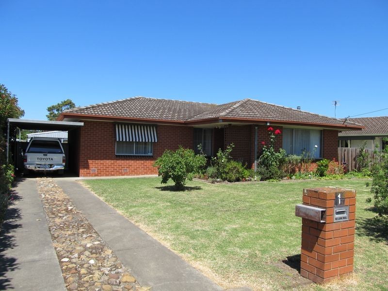 1 Beckley Court, Bairnsdale VIC 3875