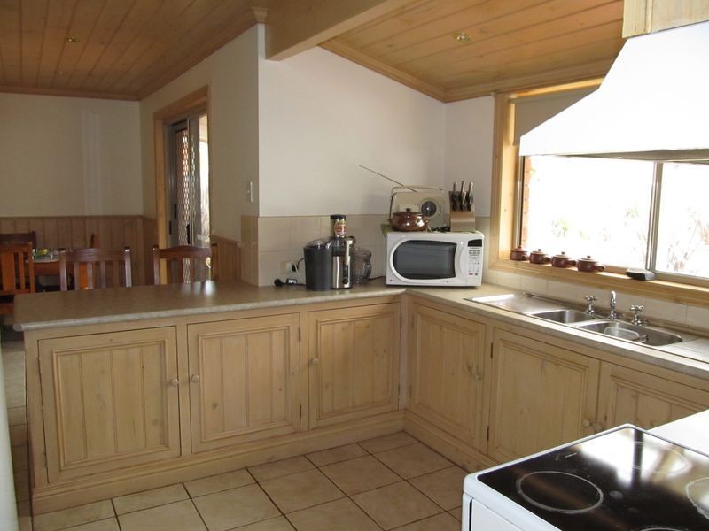 9 Maneroo Court Eastwood, Bairnsdale VIC 3875