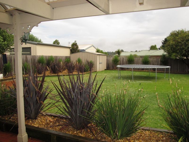 9 Maneroo Court Eastwood, Bairnsdale VIC 3875