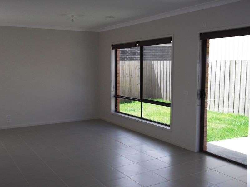 19 Phoebes Way, Bairnsdale VIC 3875