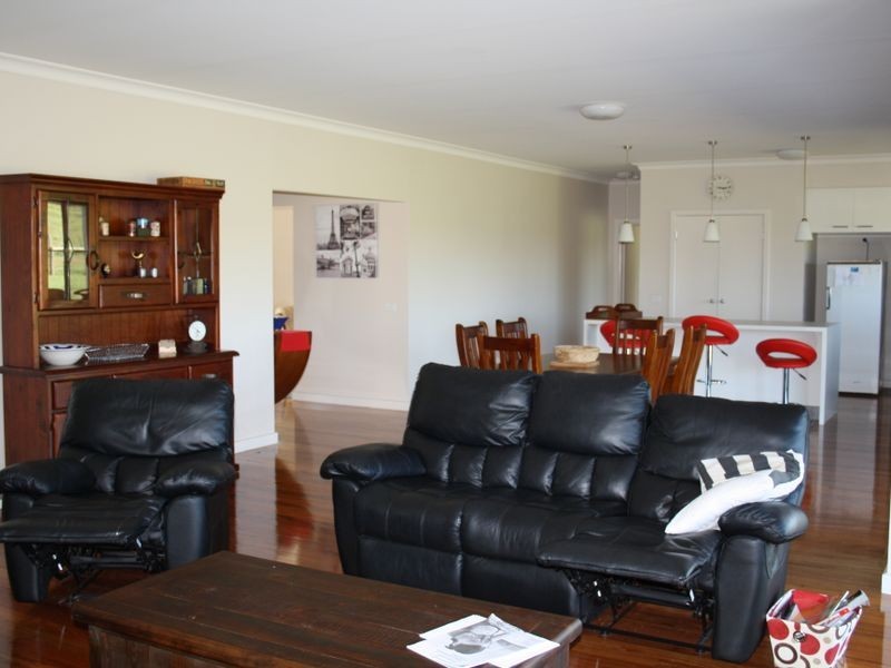 45 Kingsley Drive, Bairnsdale VIC 3875