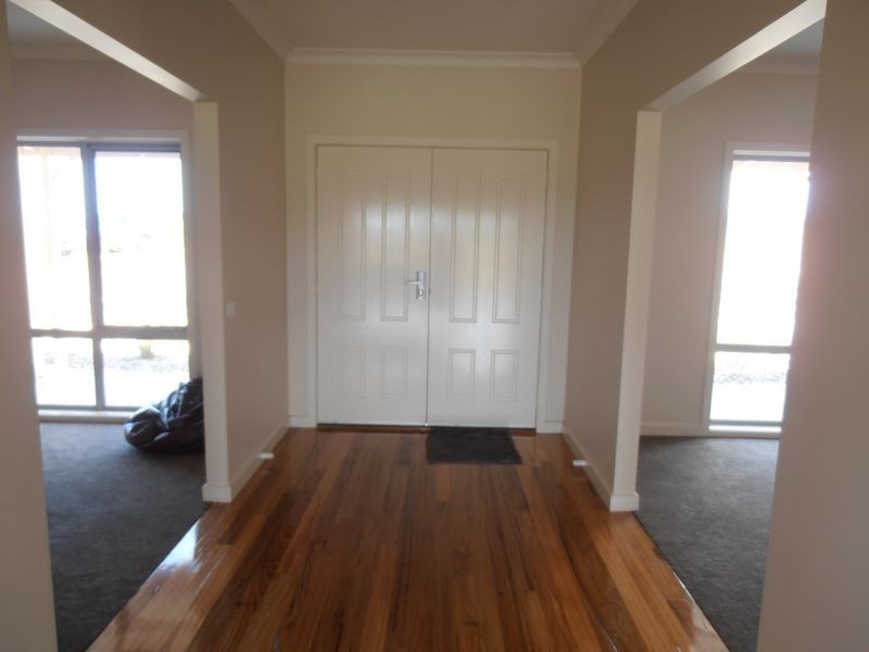 45 Kingsley Drive, Bairnsdale VIC 3875