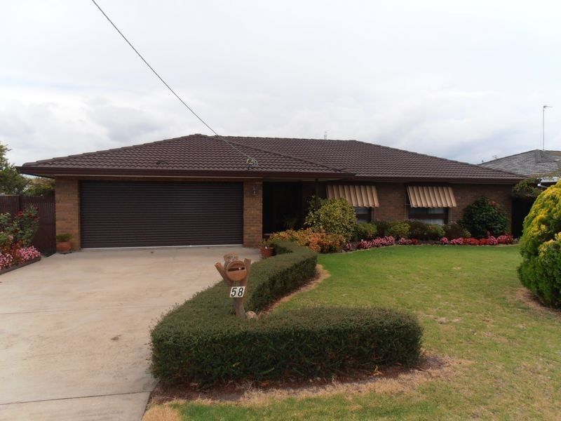 58 Calvert Street, Bairnsdale VIC 3875