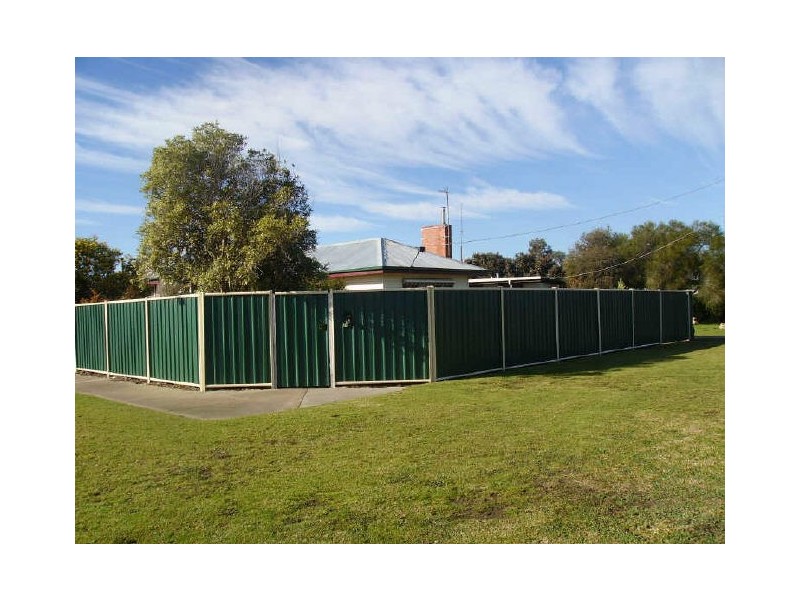 19 O’Brien Street, Bairnsdale VIC 3875