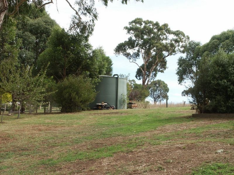 25 McAuleys Road, Bairnsdale VIC 3875
