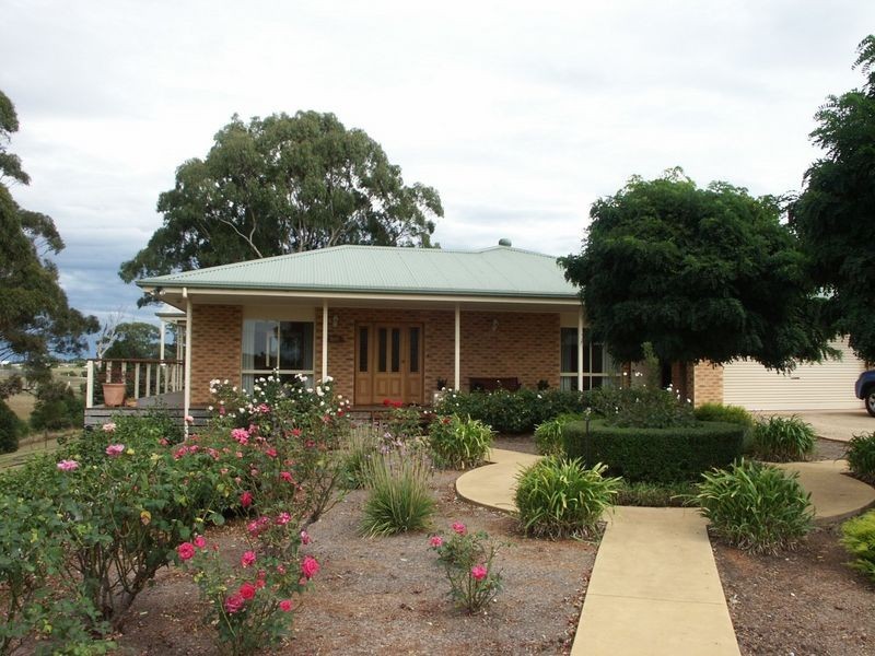25 McAuleys Road, Bairnsdale VIC 3875