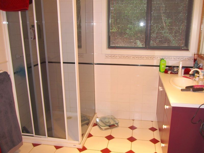 63 Amberly Drive, Nicholson VIC 3882