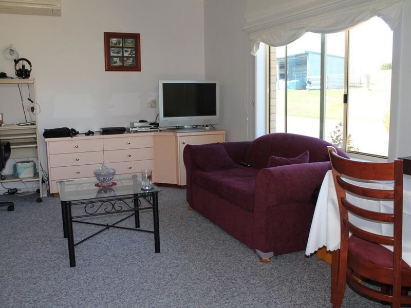 30 Raintree Court, Sarsfield VIC 3875