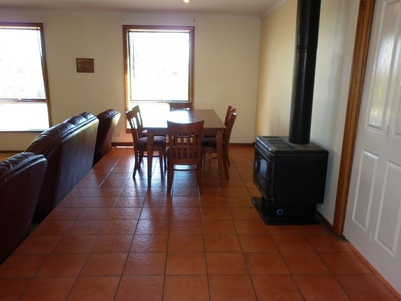 35 McAuleys Road, Bairnsdale VIC 3875