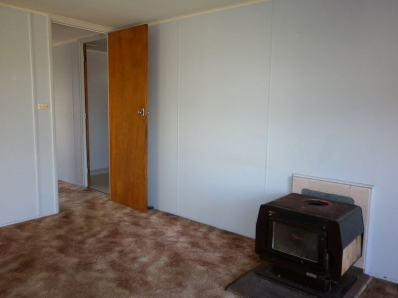 9 Cameron Crescent, Bairnsdale VIC 3875