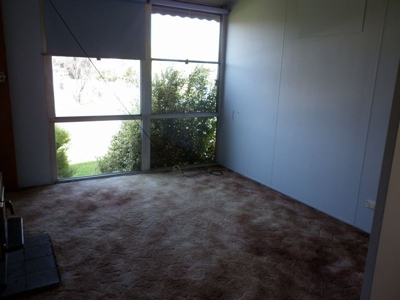 9 Cameron Crescent, Bairnsdale VIC 3875