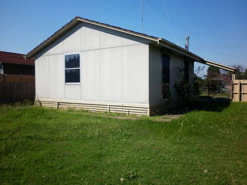 9 Cameron Crescent, Bairnsdale VIC 3875