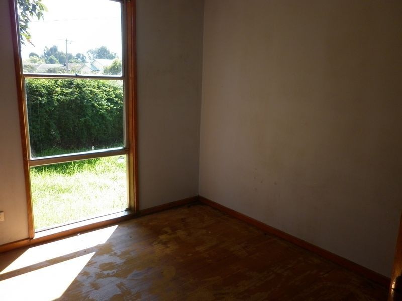 32 Cameron Crescent, Bairnsdale VIC 3875