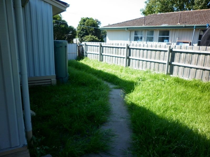 32 Cameron Crescent, Bairnsdale VIC 3875