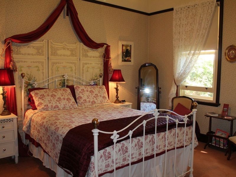 18 McCulloch Street, Bairnsdale VIC 3875