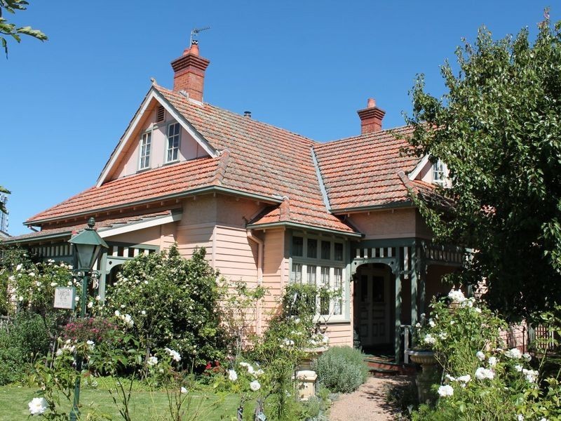 18 McCulloch Street, Bairnsdale VIC 3875