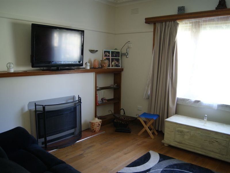 73 Day Street, Bairnsdale VIC 3875