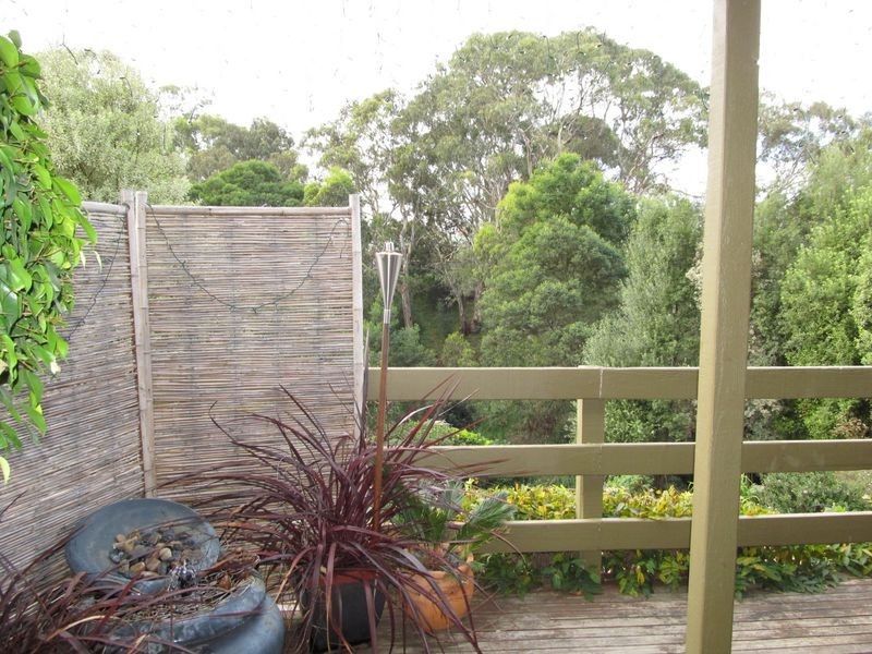 69 Harnham Drive, Bairnsdale VIC 3875