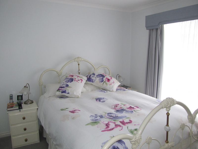 69 Harnham Drive, Bairnsdale VIC 3875