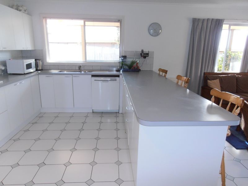 69 Harnham Drive, Bairnsdale VIC 3875