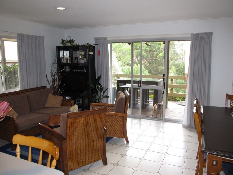 69 Harnham Drive, Bairnsdale VIC 3875