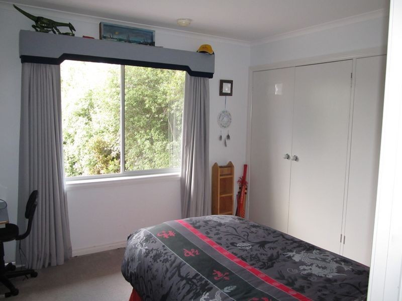 69 Harnham Drive, Bairnsdale VIC 3875