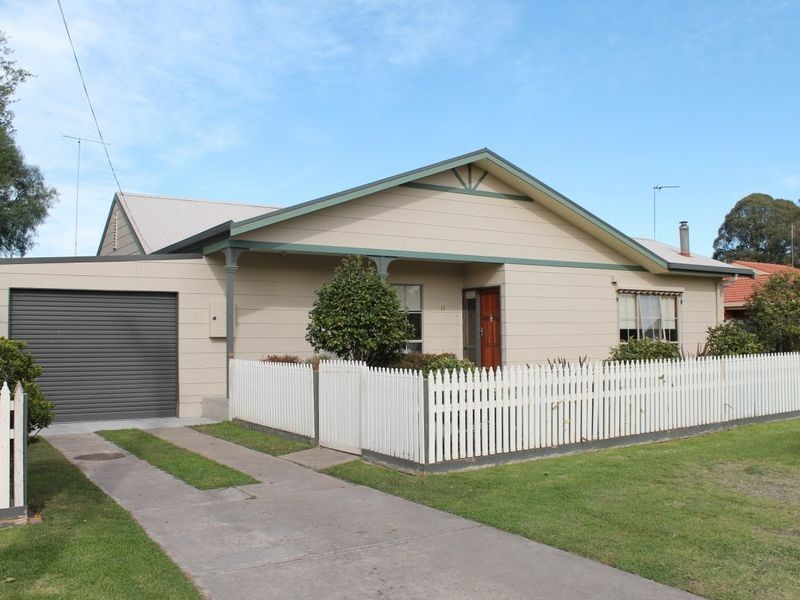 17 Swan Street, Bairnsdale VIC 3875