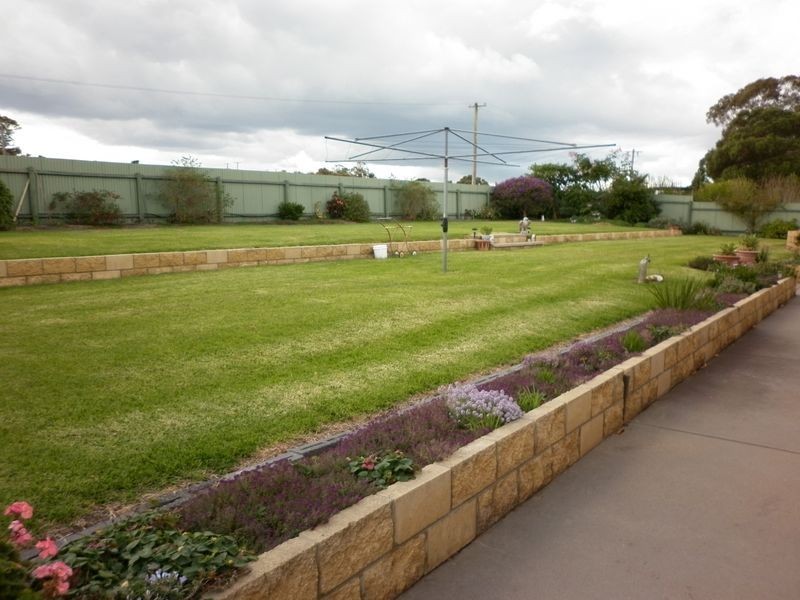 270 Omeo Highway, Bairnsdale VIC 3875