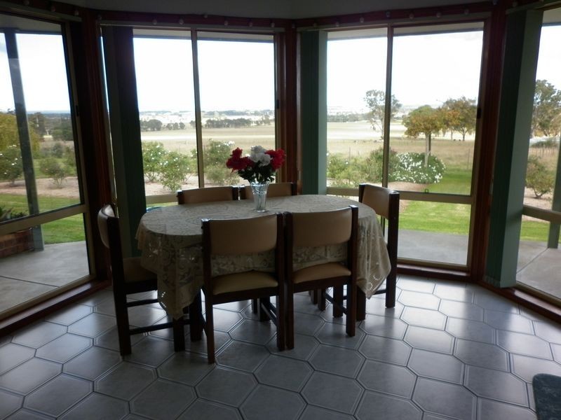 270 Omeo Highway, Bairnsdale VIC 3875