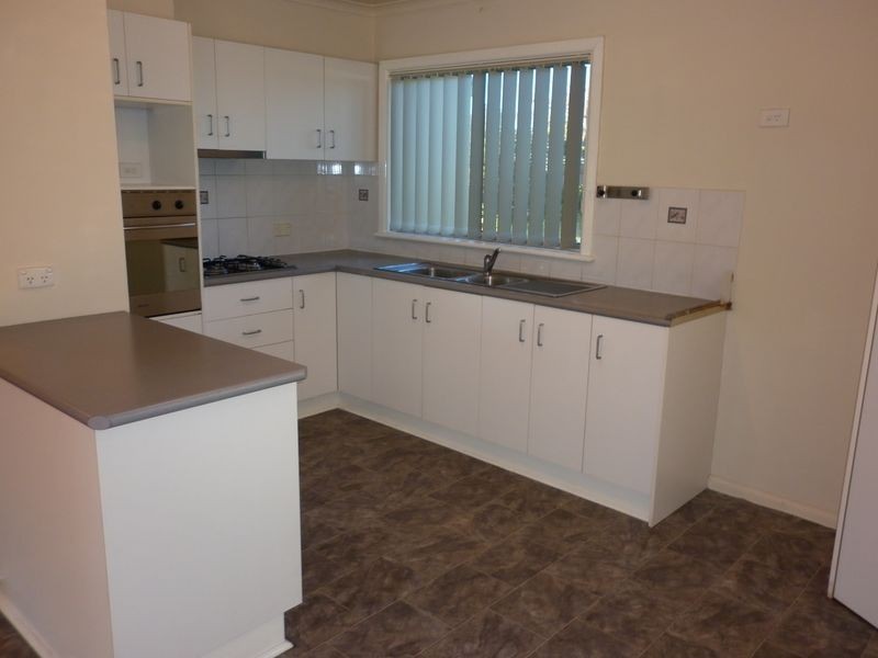 11 Hoyt Street, Lindenow VIC 3865