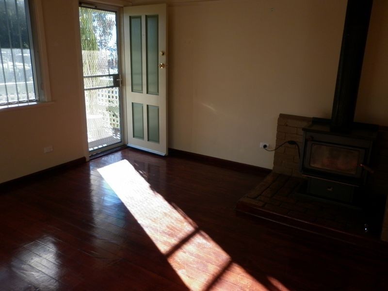 11 Hoyt Street, Lindenow VIC 3865