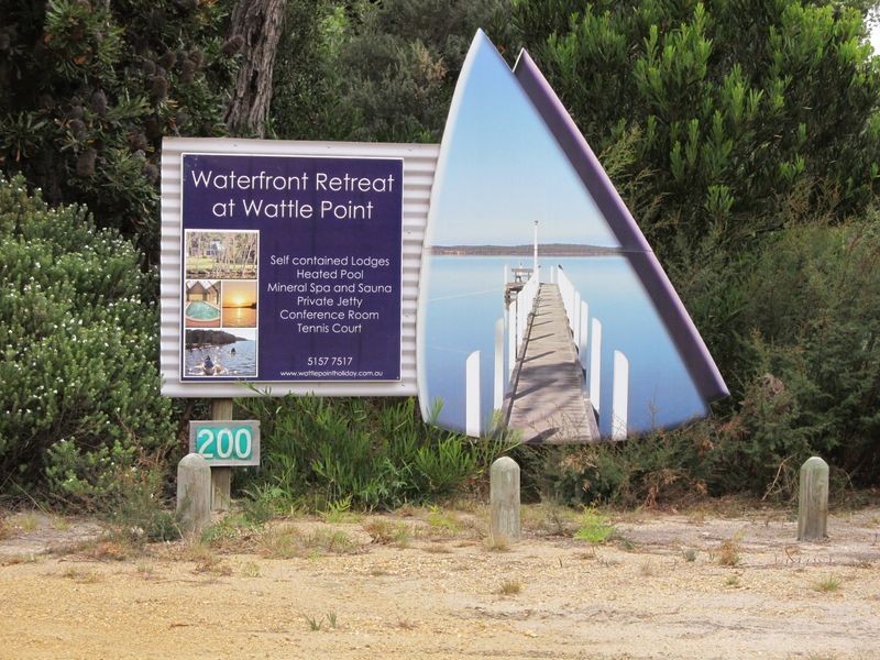 Lodge 15/2 Wattle Point Road, Bairnsdale VIC 3875