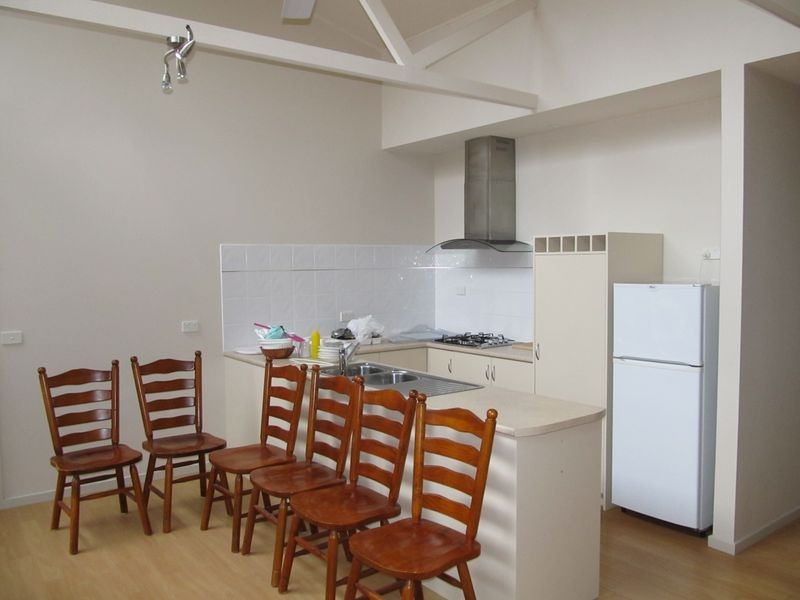 Lodge 15/2 Wattle Point Road, Bairnsdale VIC 3875