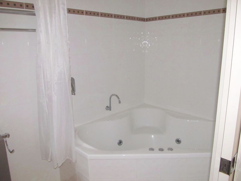 Lodge 15/2 Wattle Point Road, Bairnsdale VIC 3875