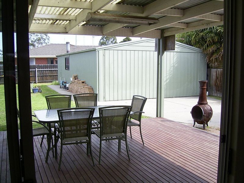 7 Magnolia Drive, Bairnsdale VIC 3875