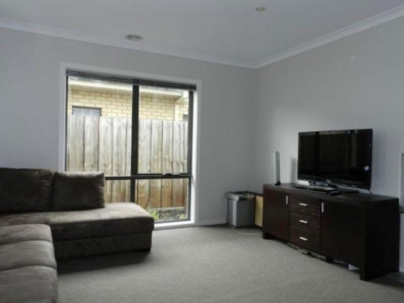 2 Selwyn Court EASTWOOD, Bairnsdale VIC 3875