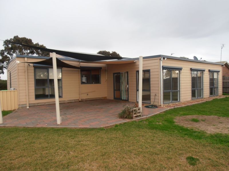 50 Main Road, Lindenow VIC 3865