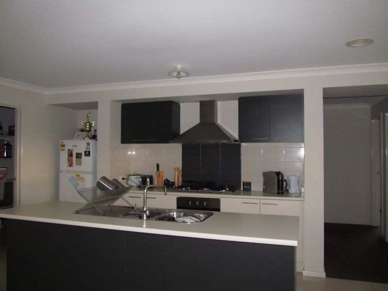 8 Phoebes Way Eastwood, Bairnsdale VIC 3875