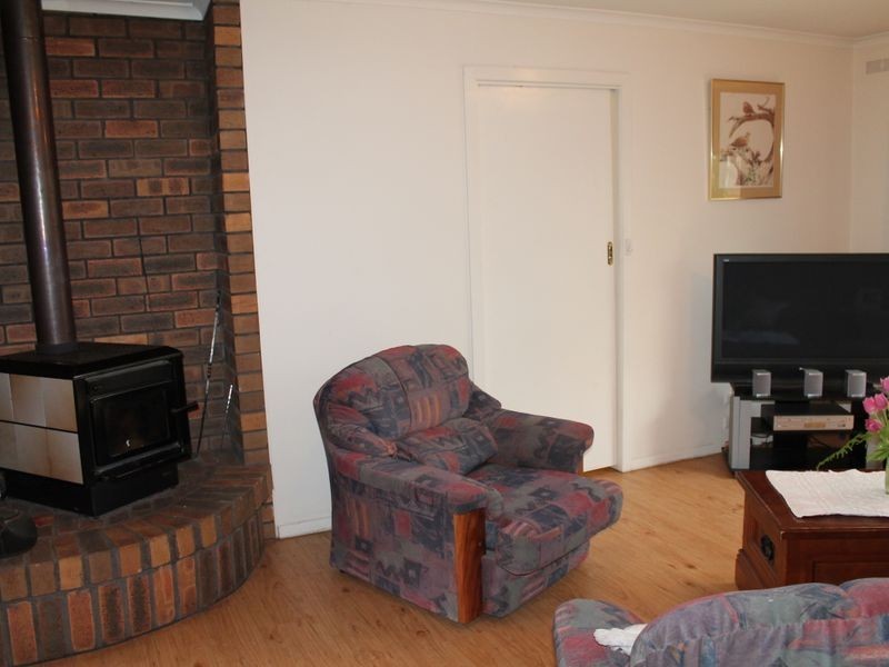 9 Finchley Court, Bairnsdale VIC 3875