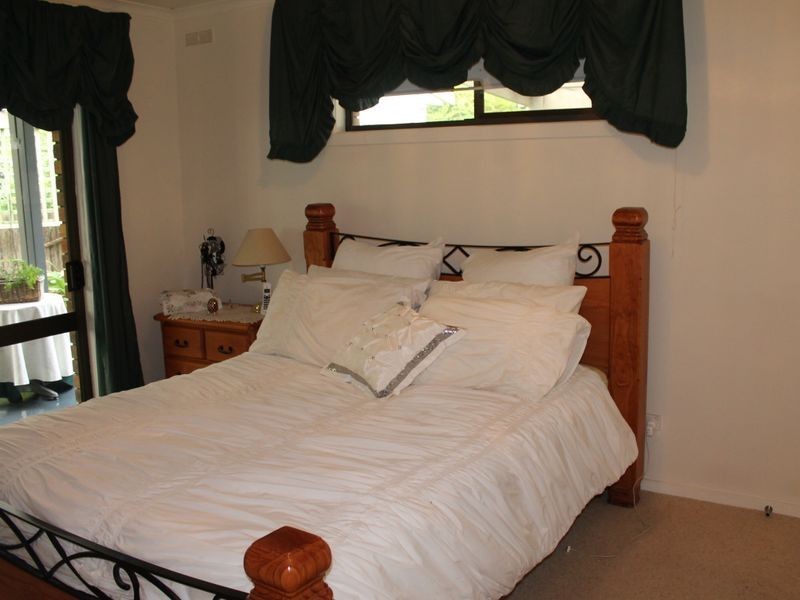 9 Finchley Court, Bairnsdale VIC 3875