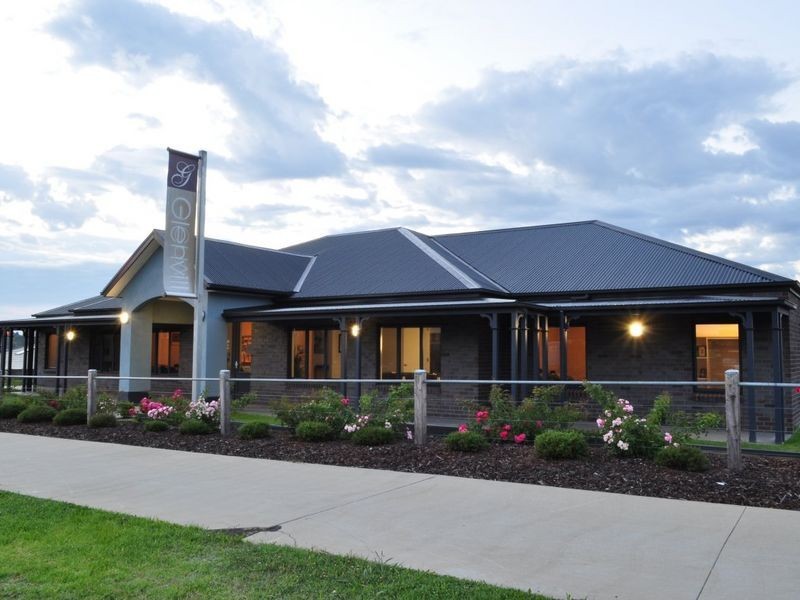 2 Morton Drive, Bairnsdale VIC 3875