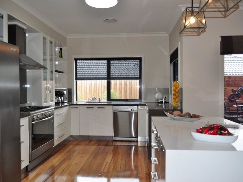 2 Morton Drive, Bairnsdale VIC 3875