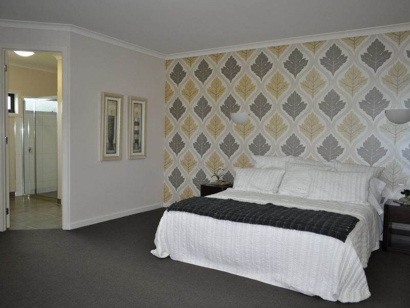 2 Morton Drive, Bairnsdale VIC 3875