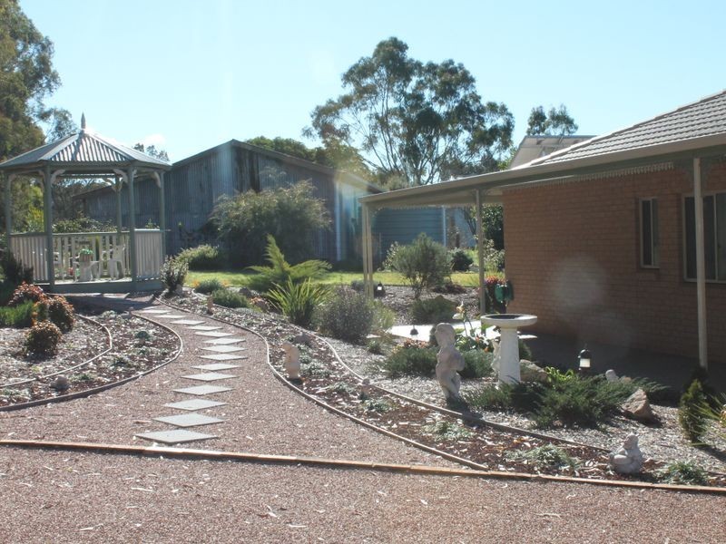 41 School Road, Sarsfield VIC 3875