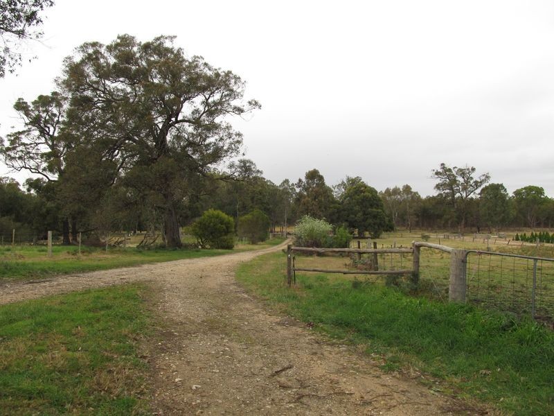 250 Honeysuckle Road Fernbank, Bairnsdale VIC 3875