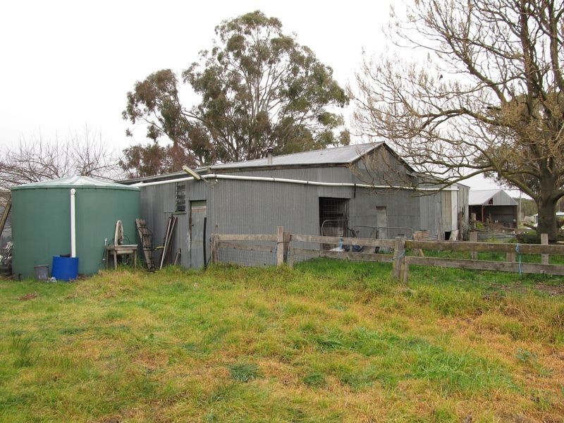250 Honeysuckle Road Fernbank, Bairnsdale VIC 3875